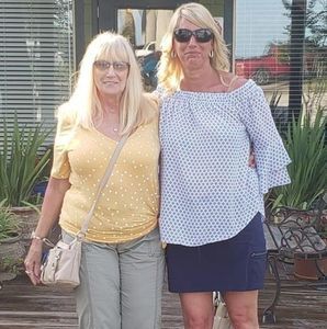 Meet your Posher, Deb